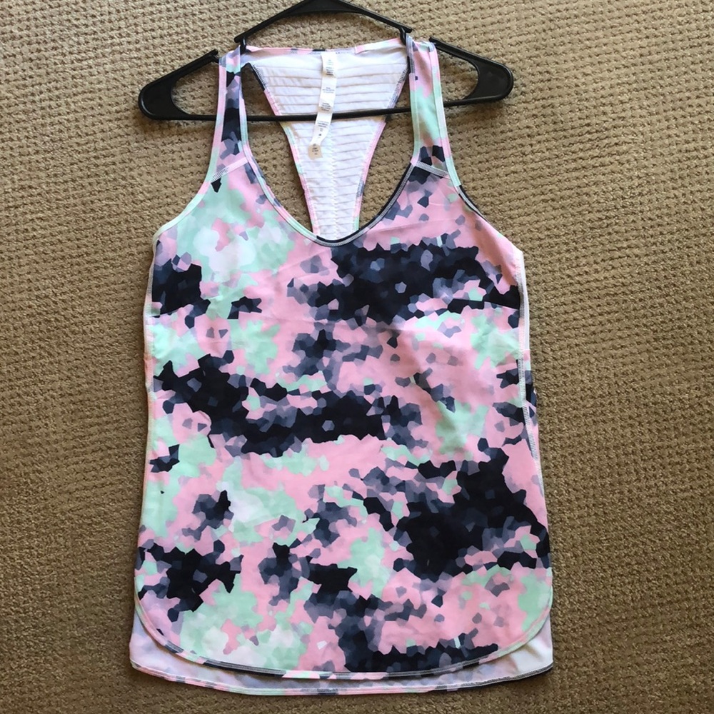 SOLD ✅ Clouded Menthol Dreams Lululemon Tank